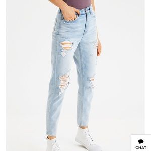 AEO NWT Mom Jeans